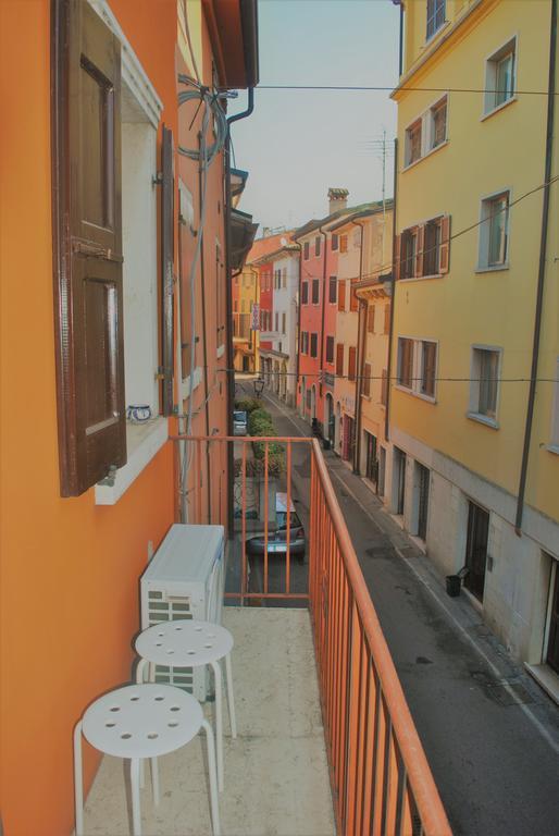 Appartamenti Del Borgo การ์ดา ภายนอก รูปภาพ